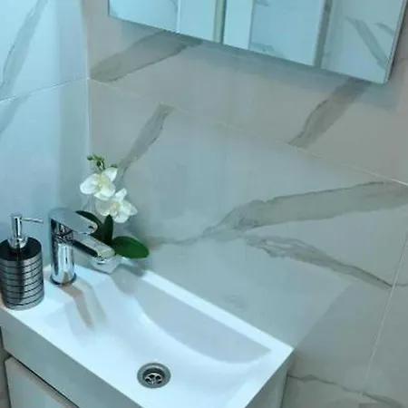 Charming Town - Apartment Sinj